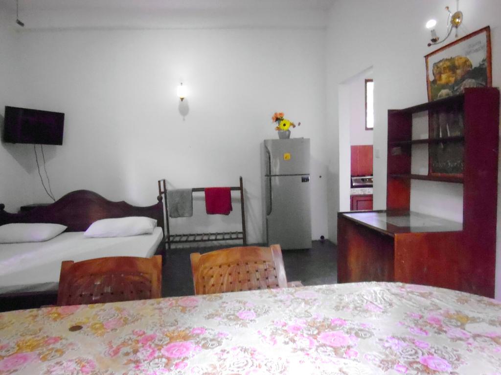 Hopson Resort And Apartment Unawatuna Ngoại thất bức ảnh